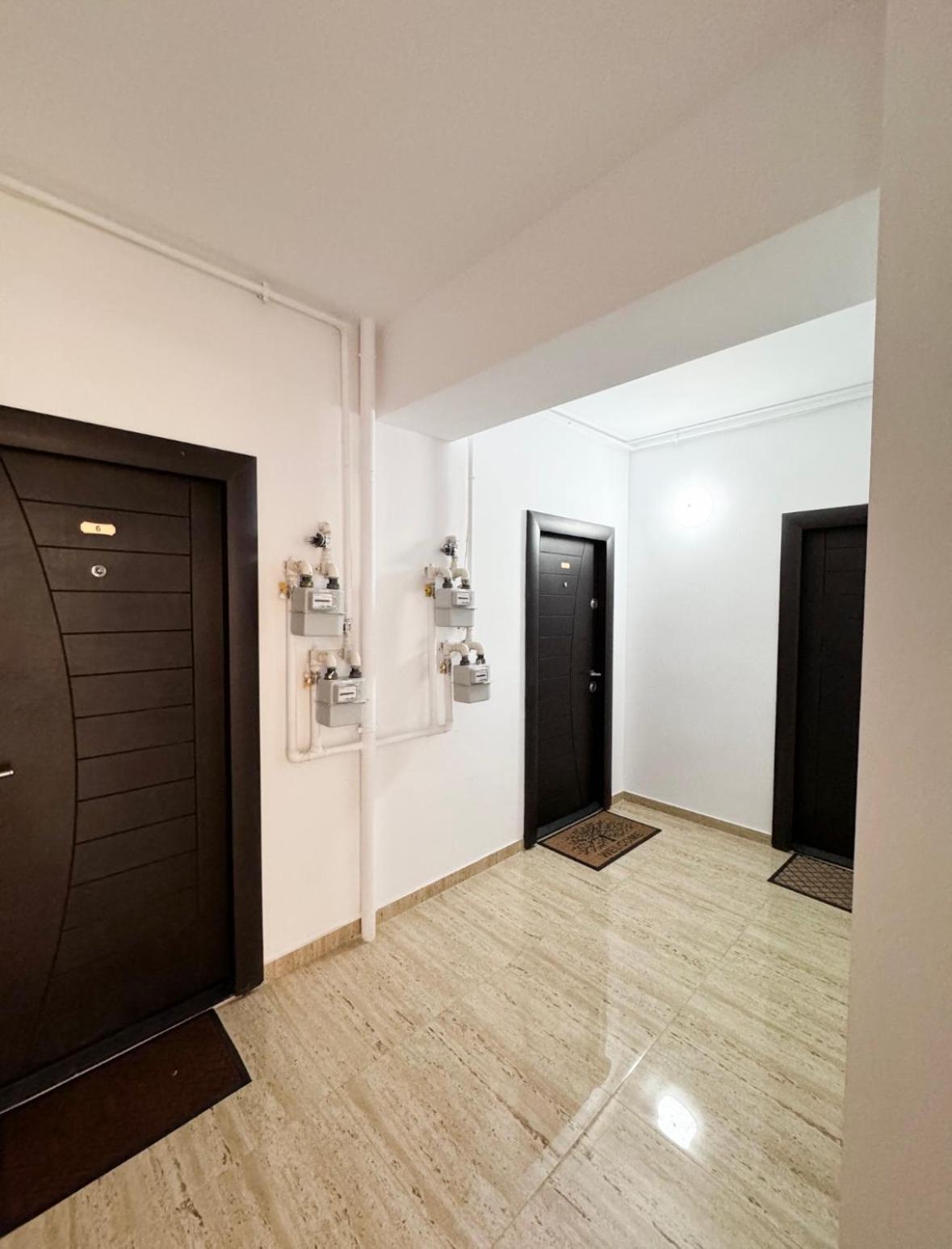 Apartament Simoni Плоешти Экстерьер фото